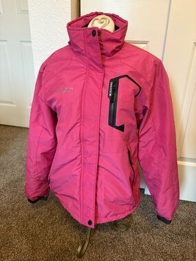 Women’s Pink Ski Jacket with Detachable Hood